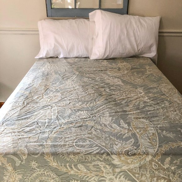 Pottery Barn King Size Gray Paisley Duvet Cover